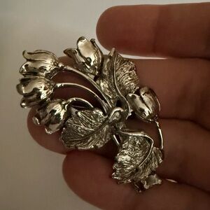 Tulip Brooch